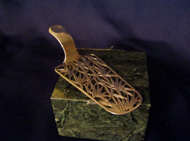 Cake Bon Bon Server w/Bamboo motif