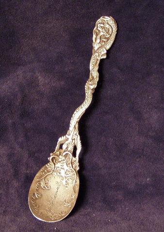 Pierced Souvenir Spoon of Yokohama