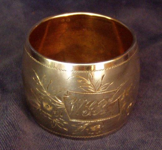 Portuguese Frosted Napkin Ring
